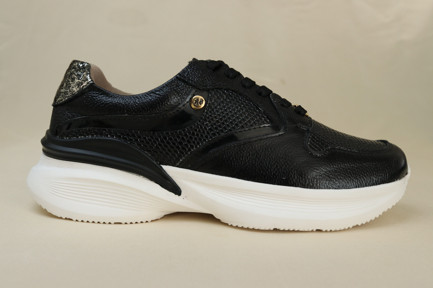 Tenis Zany Negro en Cuero