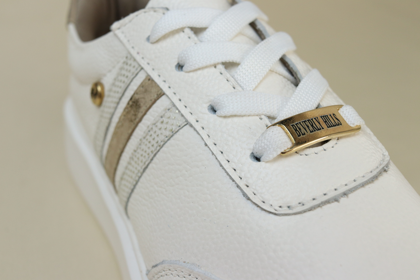Tenis Varey Blanco en Cuero