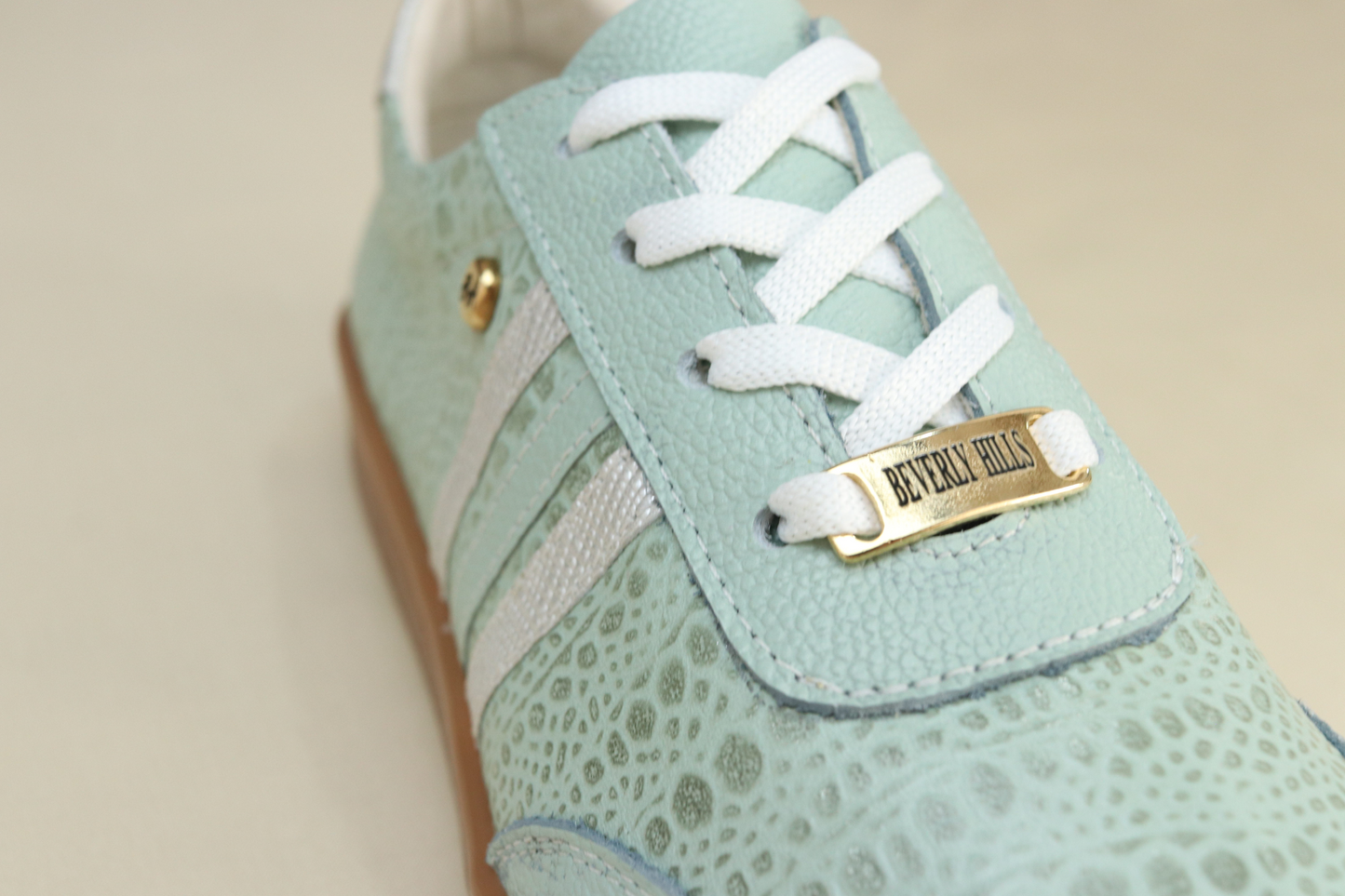 Tenis Kamy Verde Menta en Cuero