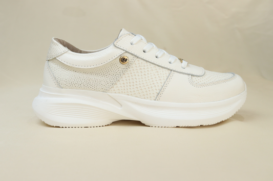 Tenis Lucy Blanco en Cuero
